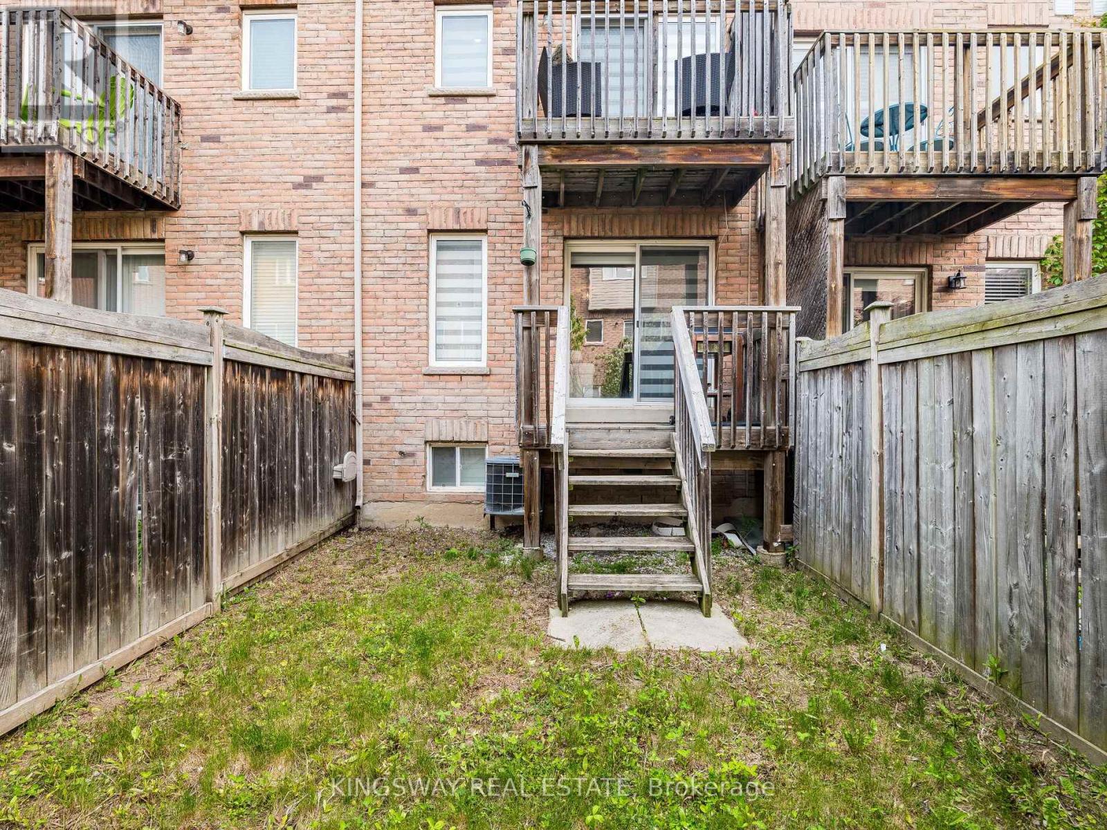 3221 Redpath Circle, Mississauga, Ontario  L5N 8R3 - Photo 49 - W12463045