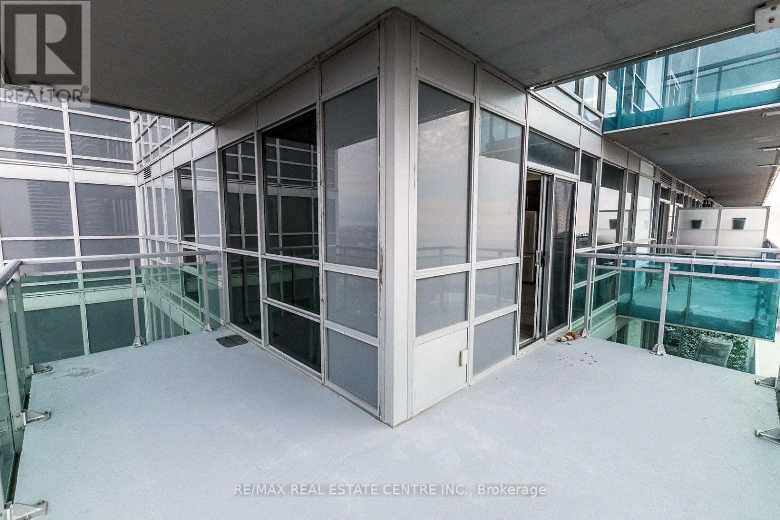 3601 - 16 Brookers Lane, Toronto, Ontario  M8V 0A5 - Photo 13 - W12463081