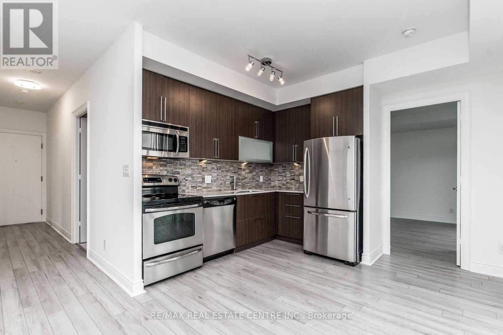 3601 - 16 Brookers Lane, Toronto, Ontario  M8V 0A5 - Photo 15 - W12463081