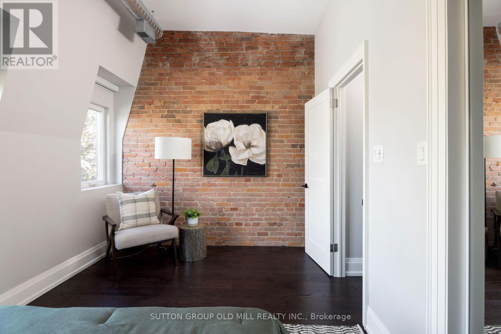 69 Peterborough Avenue, Toronto, Ontario  M6H 2L2 - Photo 33 - W12463083