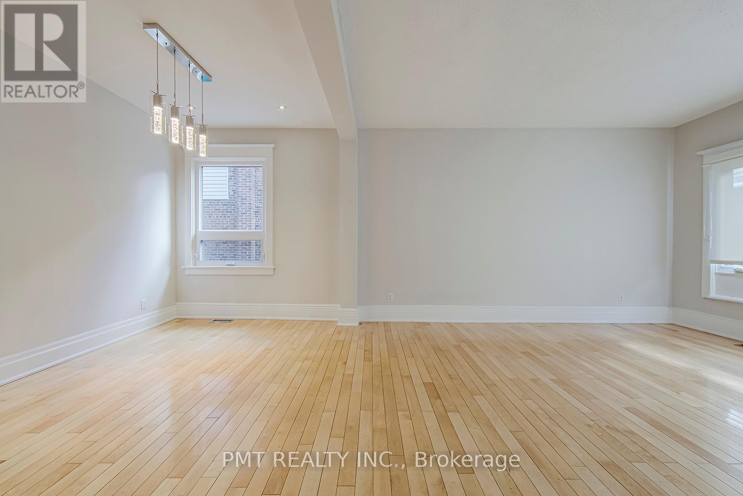 Main - 39 Windermere Avenue, Toronto, Ontario  M6S 3J3 - Photo 7 - W12463089