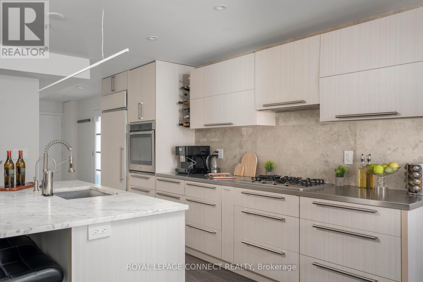 16 Fredrick Mowat Lane, Toronto, Ontario  M3J 3C5 - Photo 10 - W12463091