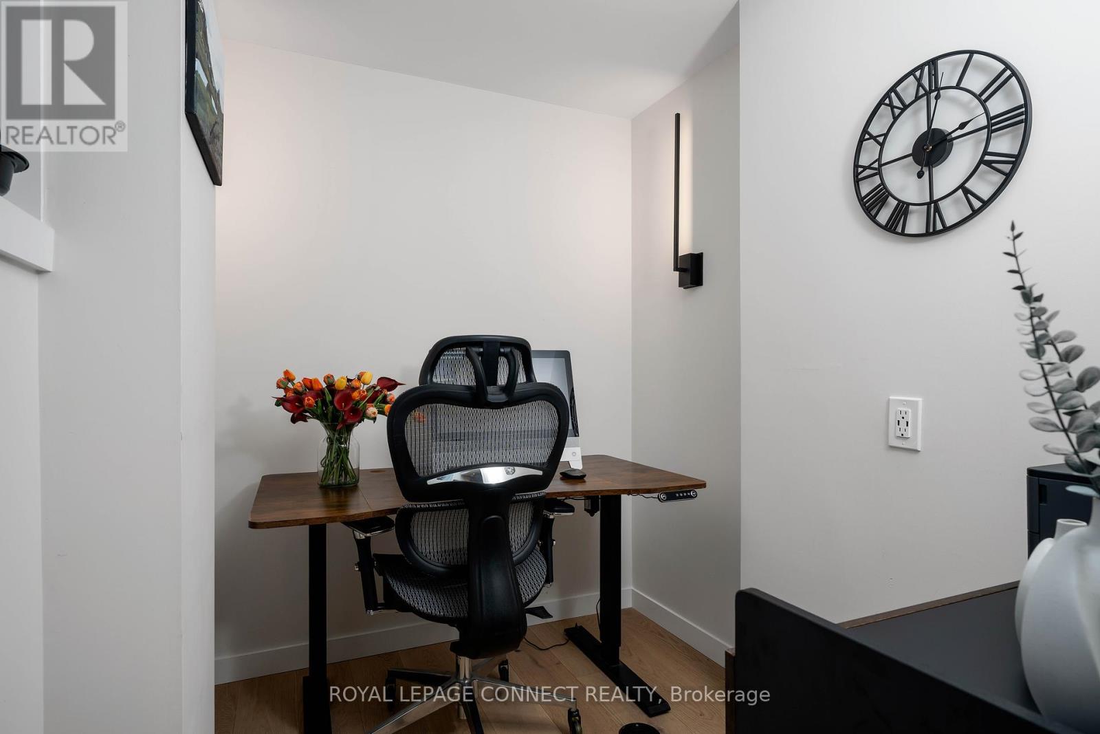 16 Fredrick Mowat Lane, Toronto, Ontario  M3J 3C5 - Photo 14 - W12463091