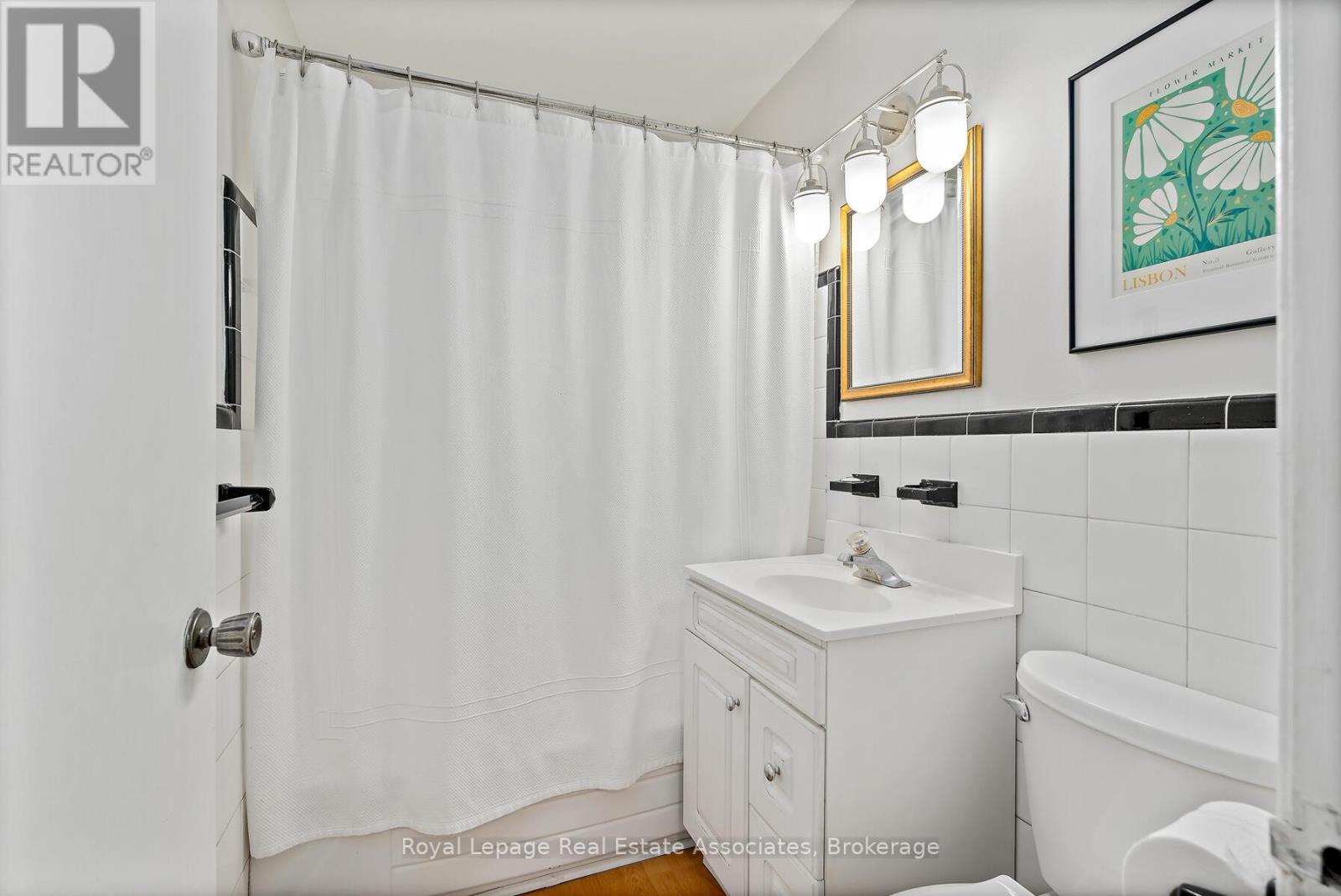 59 Mcintyre Crescent, Halton Hills, Ontario  L7G 1N5 - Photo 17 - W12463106