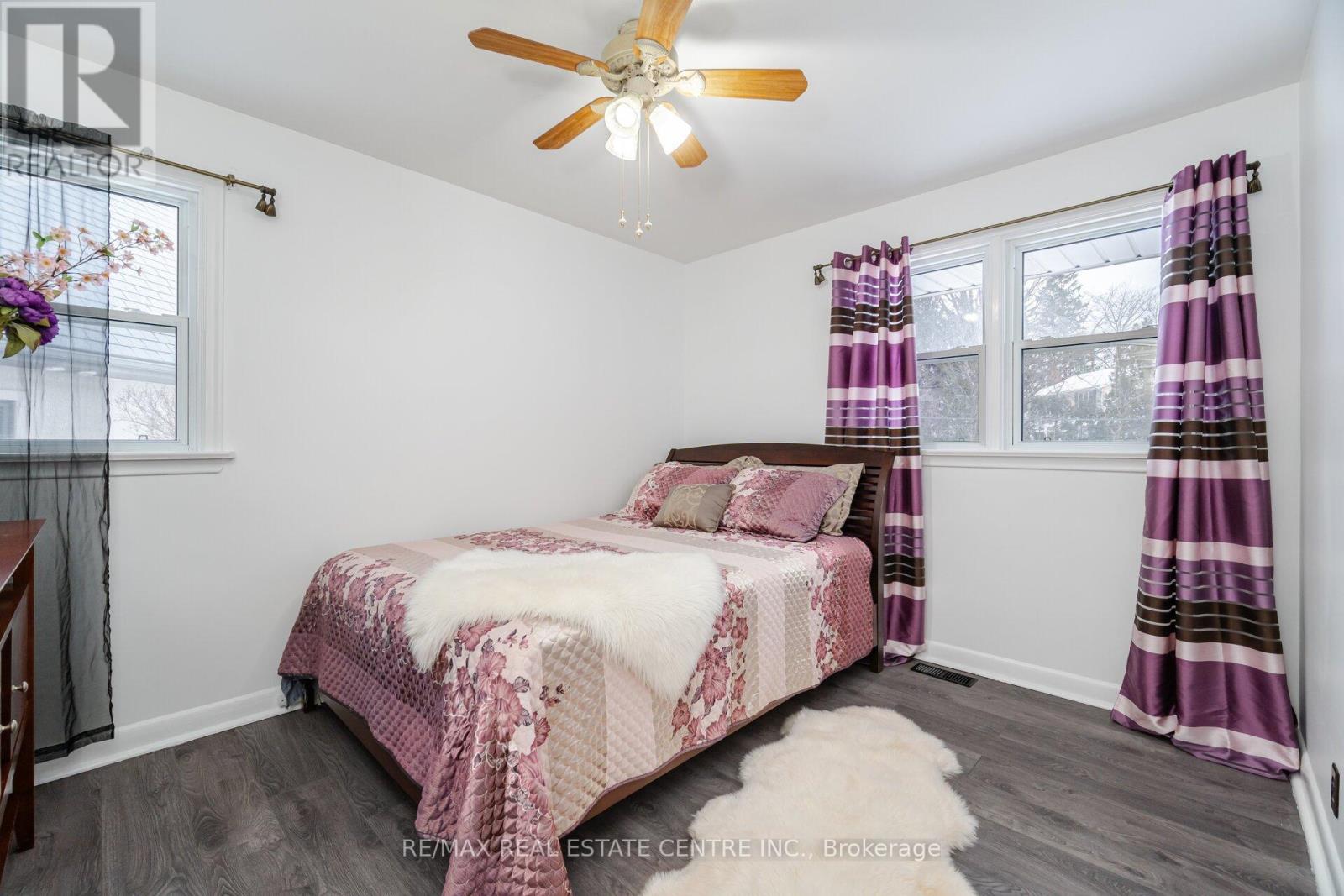 292 Kingsleigh Court, Milton, Ontario  L9T 1X7 - Photo 18 - W12463111