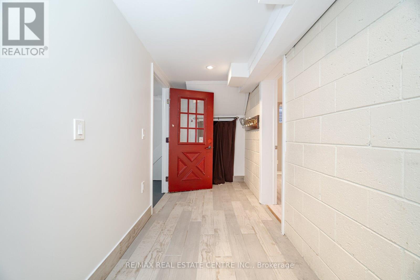 292 Kingsleigh Court, Milton, Ontario  L9T 1X7 - Photo 24 - W12463111