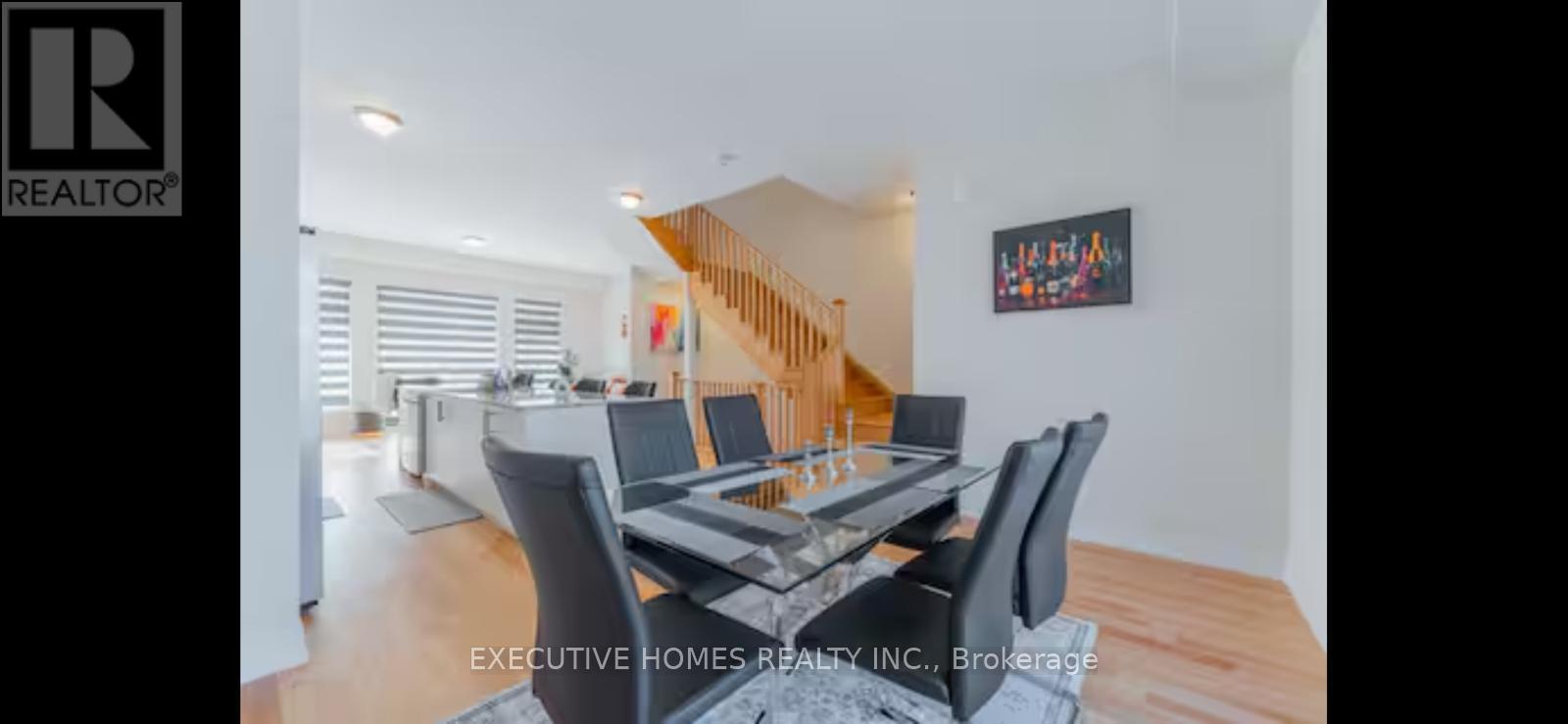 3092 Meadowridge Drive, Oakville, Ontario  L6H 7Z1 - Photo 5 - W12463125