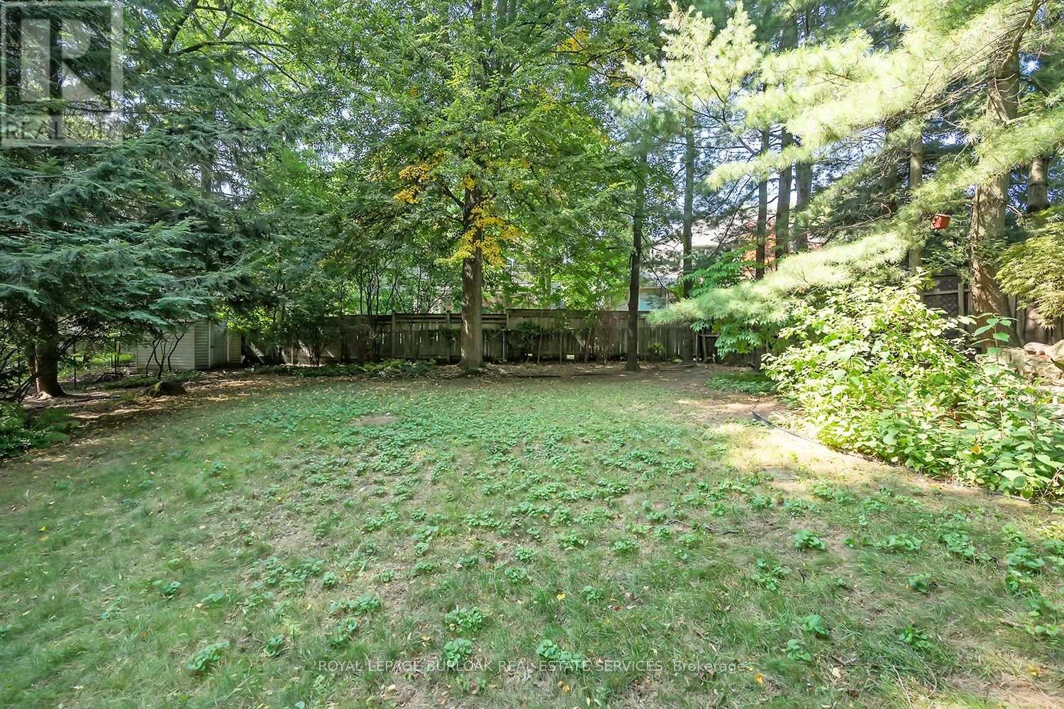 4189 Inglewood Drive, Burlington, Ontario  L7L 1E3 - Photo 39 - W12463132