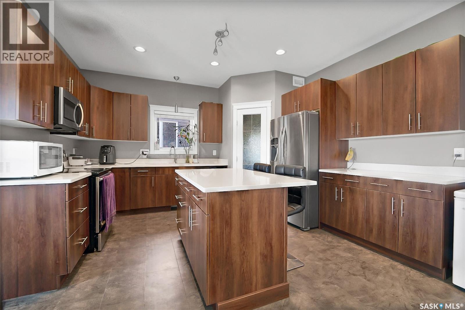 226 Gillies Street, Saskatoon, Saskatchewan  S7V 0J7 - Photo 6 - SK020870