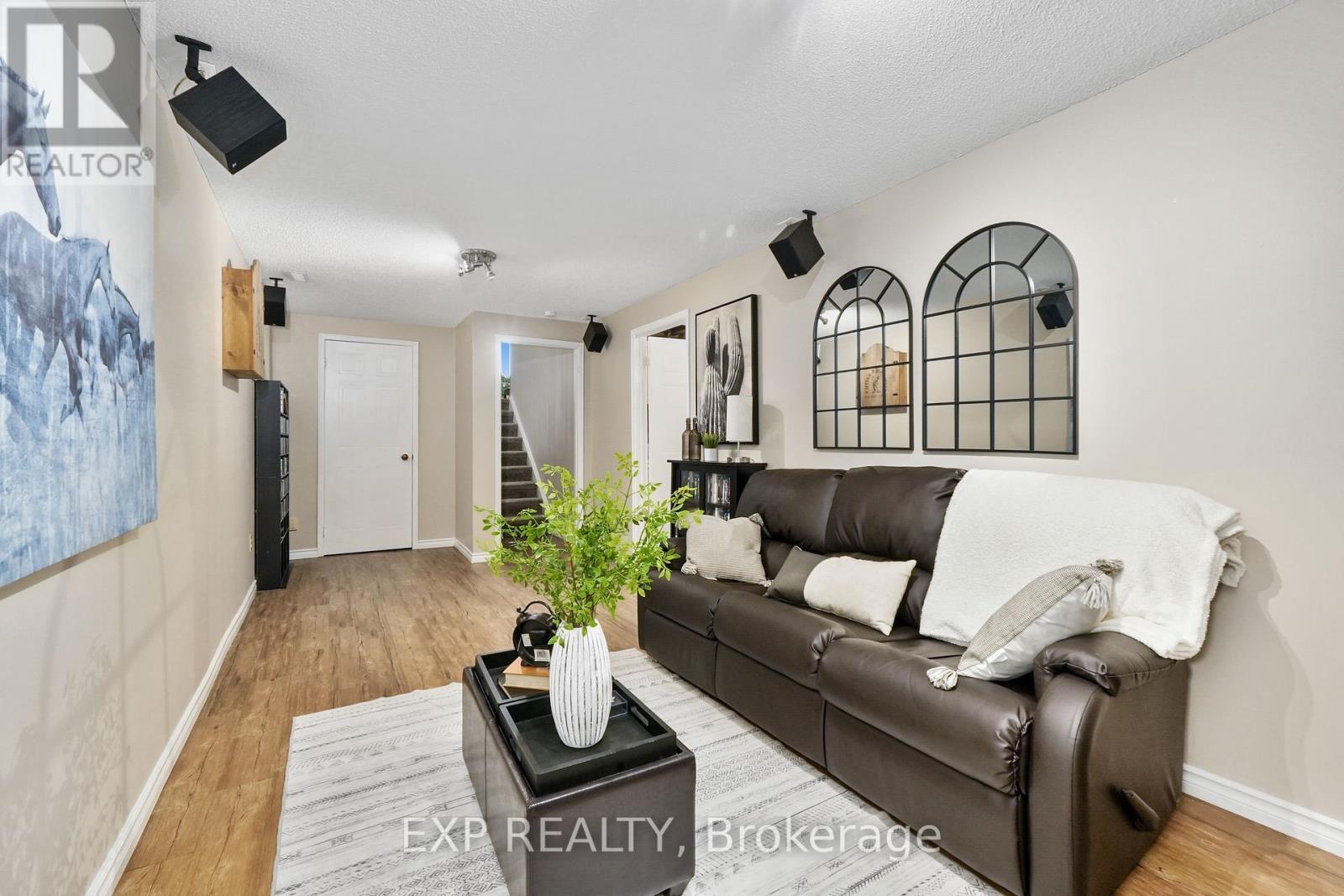 160 Peacock Boulevard, Port Hope, Ontario  L1A 4E2 - Photo 17 - X12463042