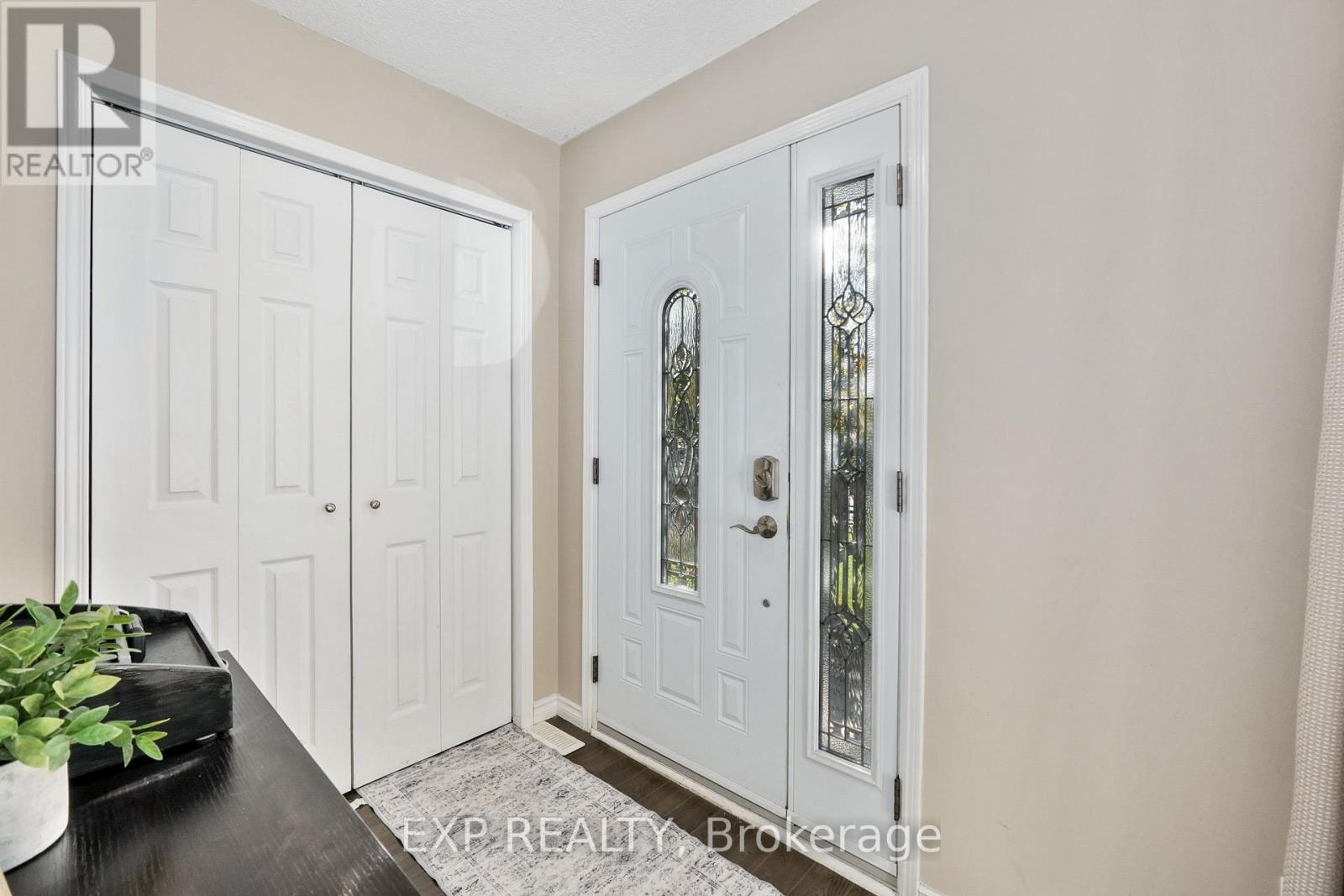 160 Peacock Boulevard, Port Hope, Ontario  L1A 4E2 - Photo 3 - X12463042