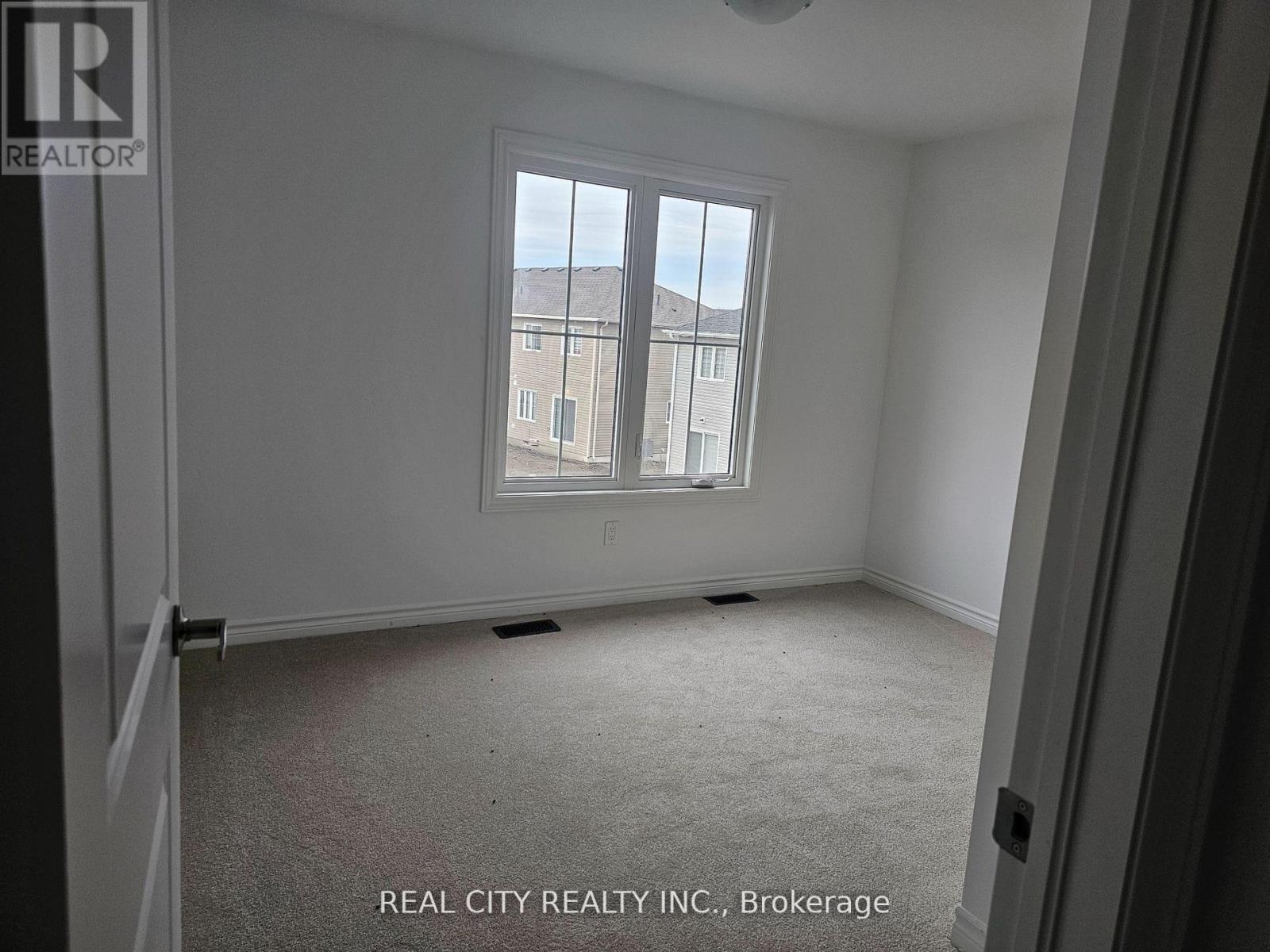 8 Bradden Crescent, Belleville, Ontario  K8N 0T7 - Photo 15 - X12463078