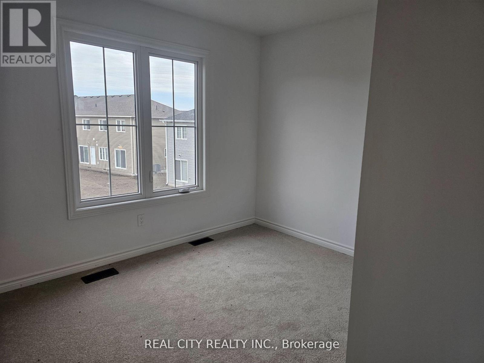 8 Bradden Crescent, Belleville, Ontario  K8N 0T7 - Photo 7 - X12463078