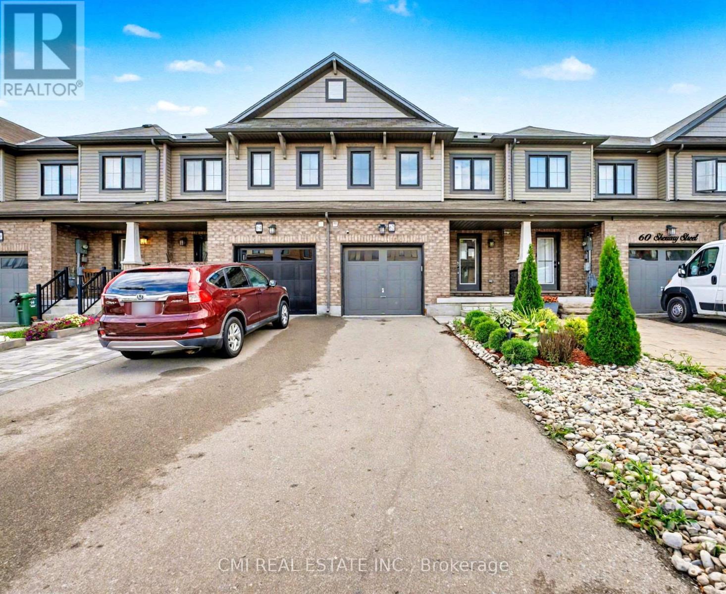 62 SHERWAY STREET, Hamilton, Ontario