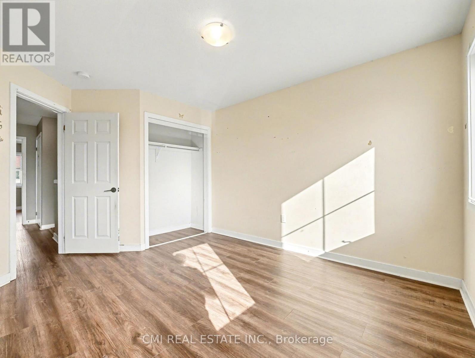 62 Sherway Street, Hamilton, Ontario  L8J 0J3 - Photo 24 - X12463095