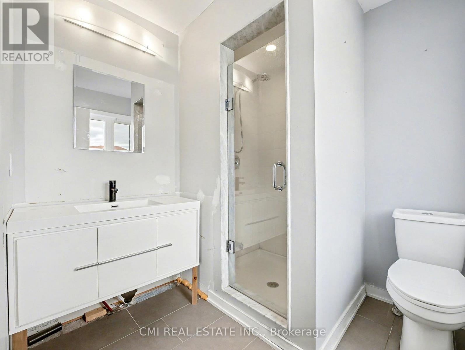 62 Sherway Street, Hamilton, Ontario  L8J 0J3 - Photo 32 - X12463095