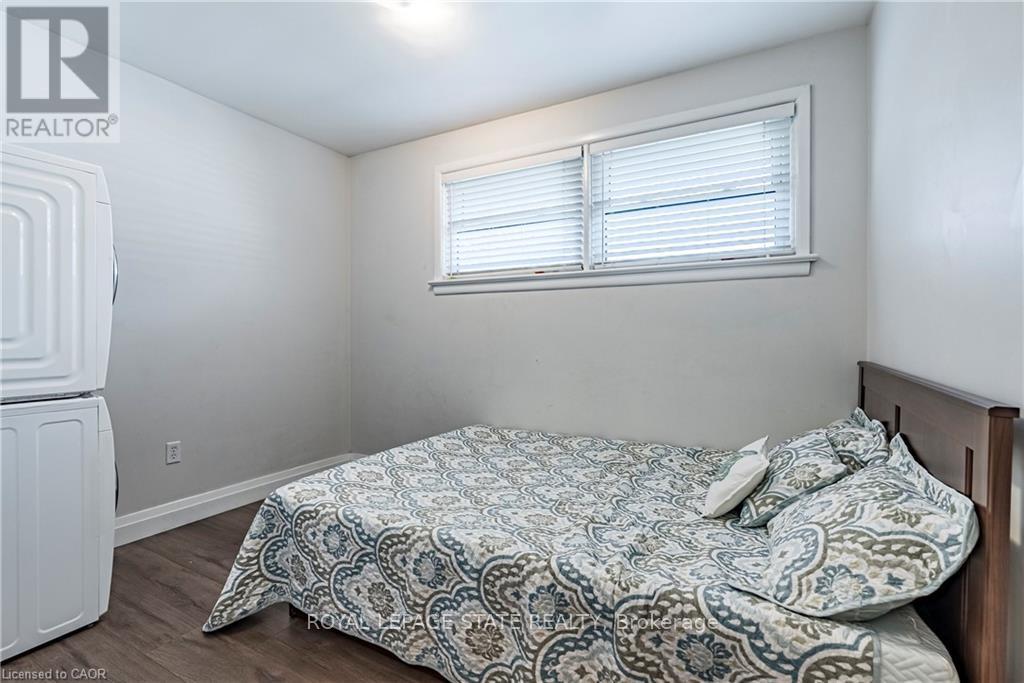 105 Mcelroy Road E, Hamilton, Ontario  L9A 1Z1 - Photo 20 - X12463112