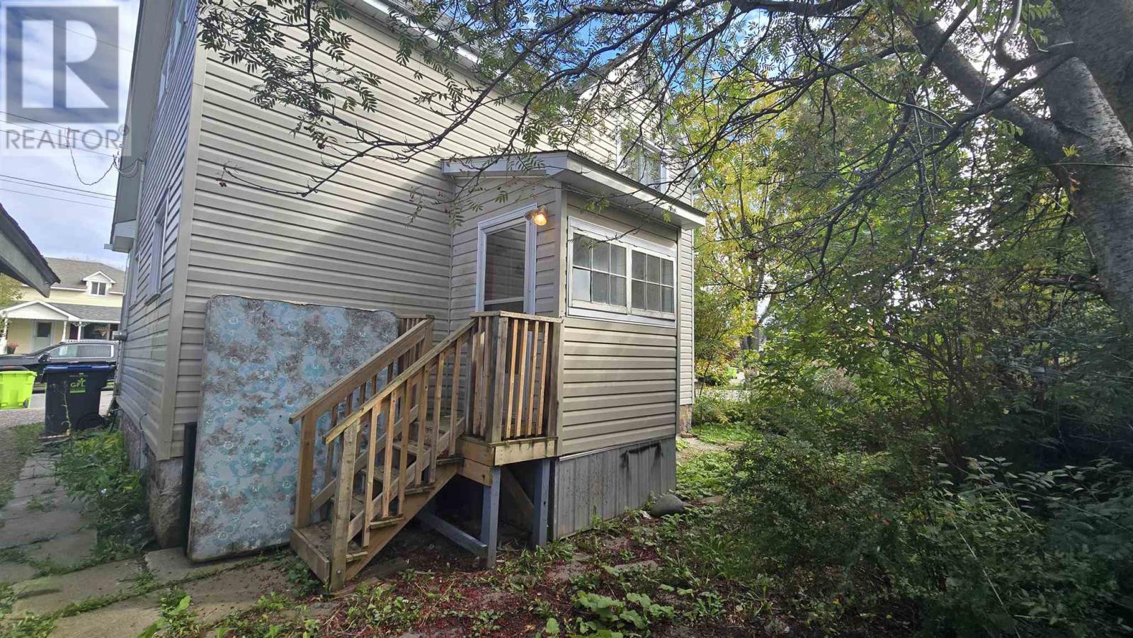4 Lansdowne Ave, Sault Ste. Marie, Ontario  P6B 1K3 - Photo 8 - SM252970