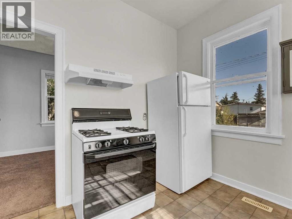 517 Iris Street, Rosemary, Alberta  T0J 2W0 - Photo 10 - A2263708