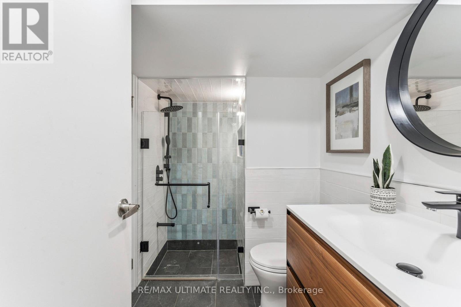 221 Erskine Avenue, Toronto, Ontario  M4P 1Z5 - Photo 28 - C12463154