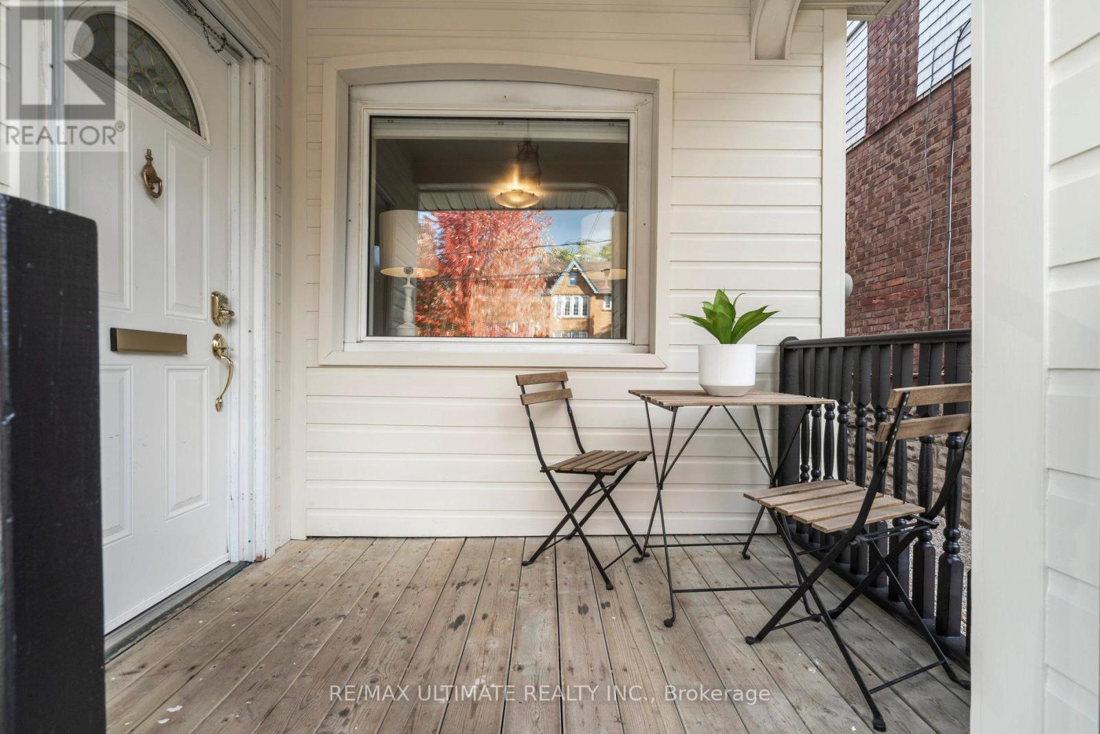 221 Erskine Avenue, Toronto, Ontario  M4P 1Z5 - Photo 3 - C12463154