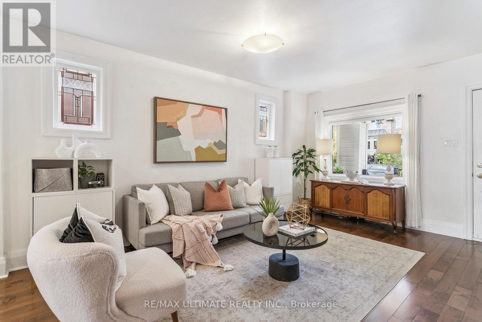 221 Erskine Avenue, Toronto, Ontario  M4P 1Z5 - Photo 7 - C12463154