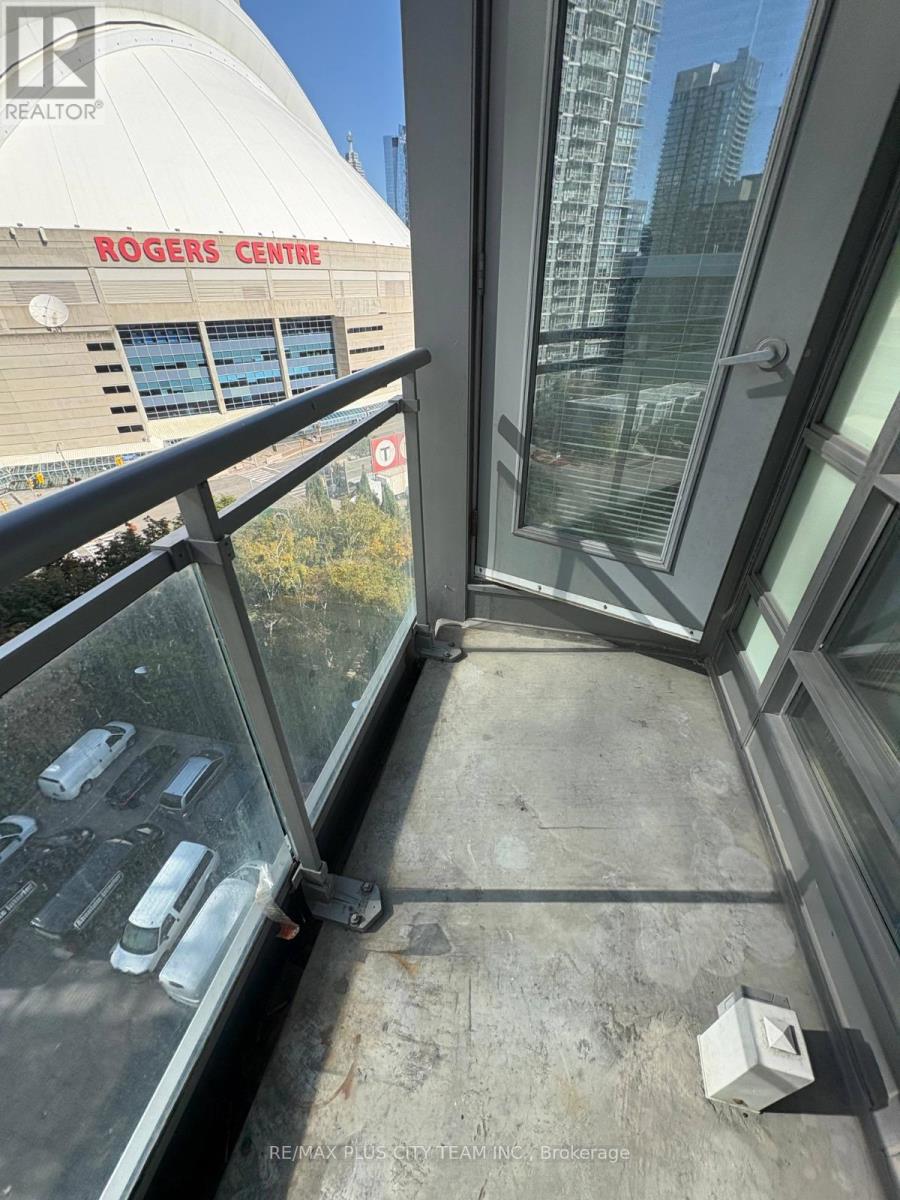 1008 - 5 Mariner Terrace, Toronto, Ontario  M5V 3V6 - Photo 16 - C12463202