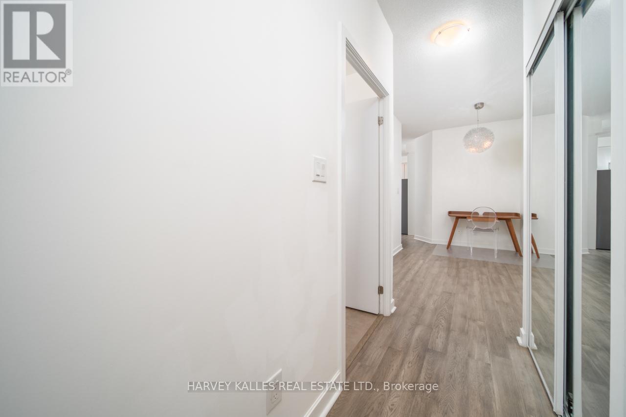 4003 - 33 Bay Street, Toronto, Ontario  M5J 2Z3 - Photo 5 - C12463208