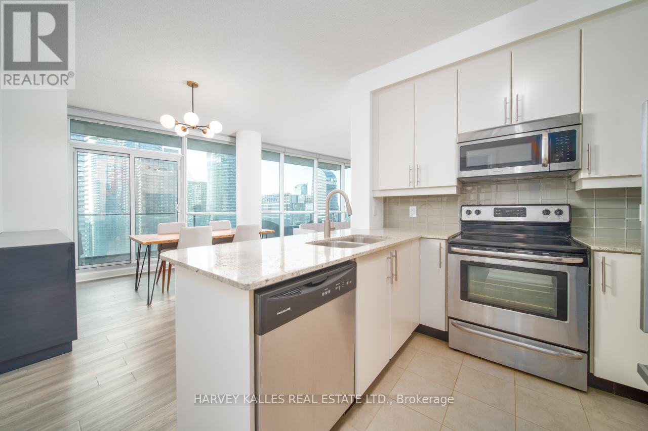 4003 - 33 Bay Street, Toronto, Ontario  M5J 2Z3 - Photo 7 - C12463208