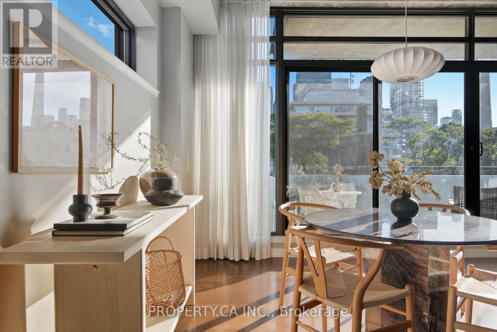 403 - 10 Morrison Street, Toronto, Ontario  M5V 2T8 - Photo 4 - C12463216