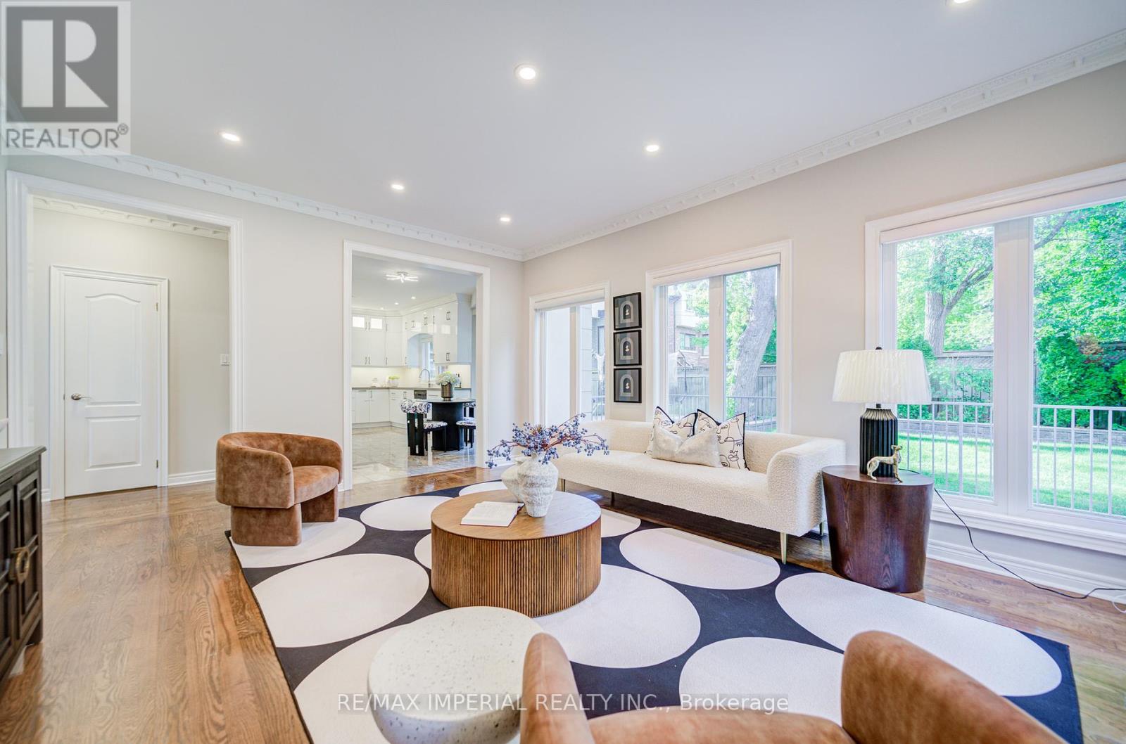 206 Hollywood Avenue, Toronto, Ontario  M2N 3K6 - Photo 22 - C12463240
