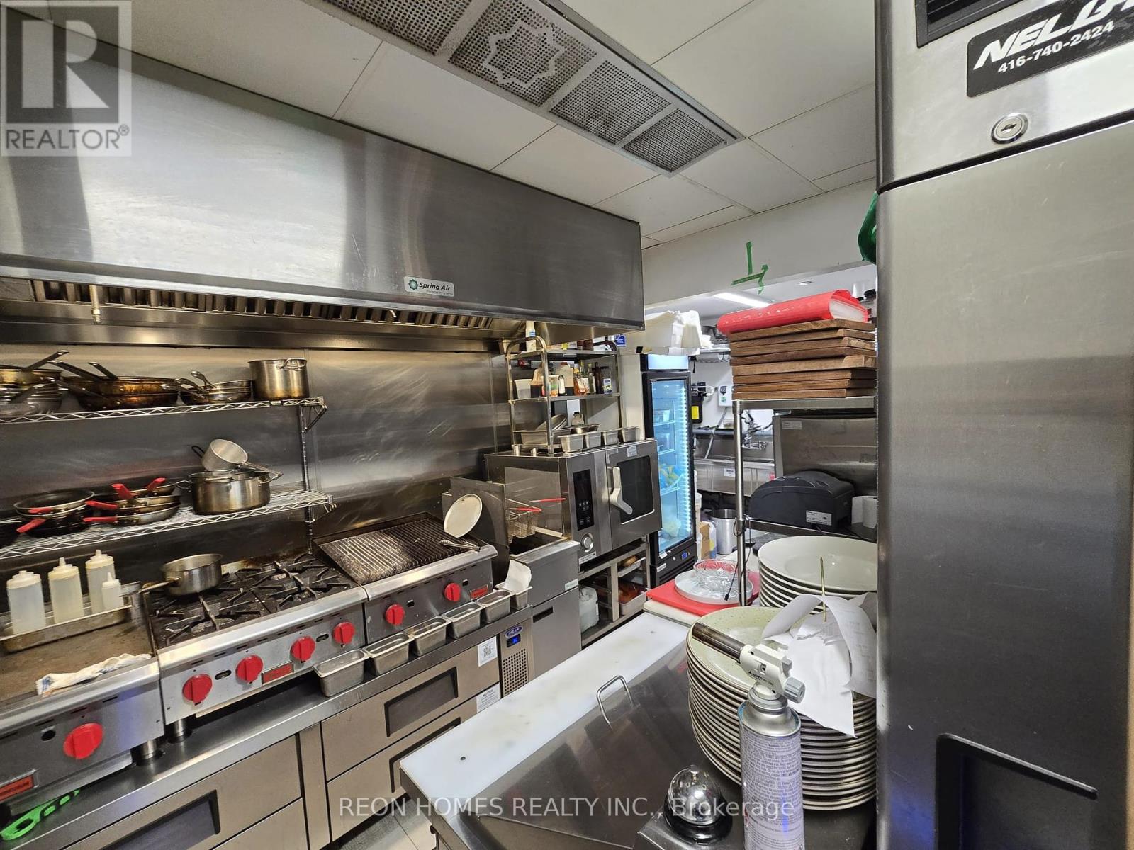 103 - 612 Richmond Street W, Toronto, Ontario  M5V 1Y9 - Photo 2 - C12463245