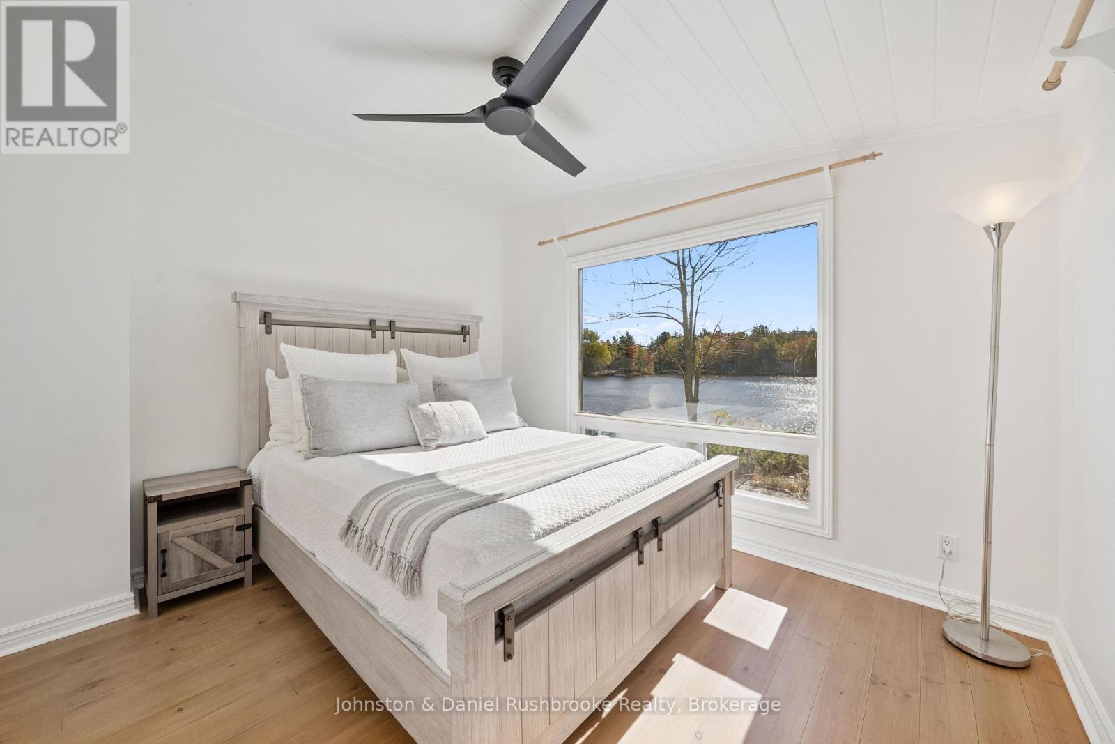 1042 El-Kee Point Lane, Muskoka Lakes, Ontario  P0B 1J0 - Photo 13 - X12463395