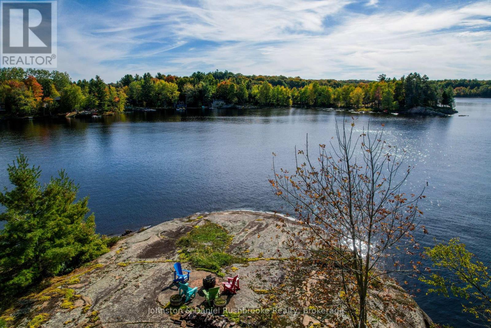 1042 El-Kee Point Lane, Muskoka Lakes, Ontario  P0B 1J0 - Photo 31 - X12463395