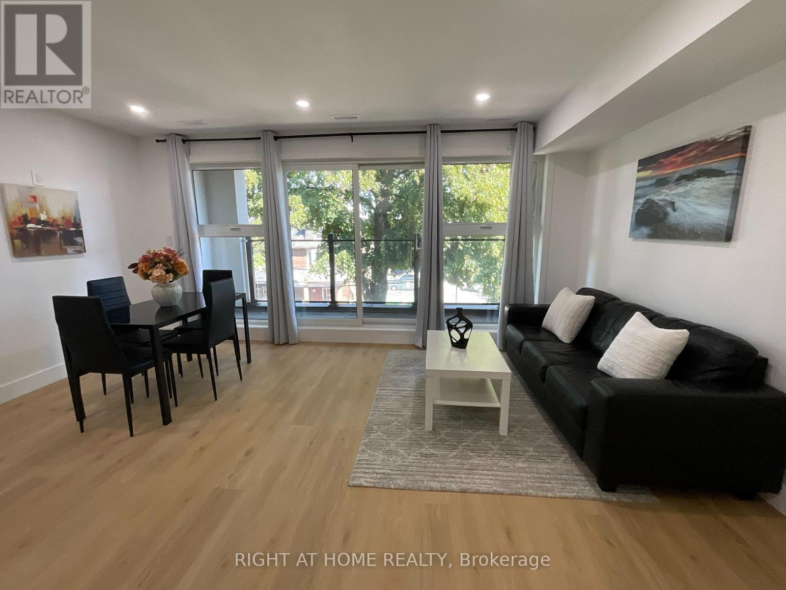 674 Manning Avenue W, Toronto, Ontario  M6G 2W4 - Photo 11 - C12463307