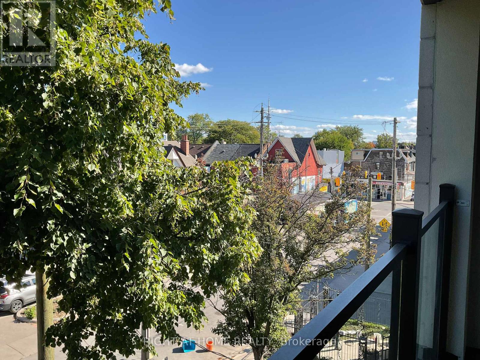 674 Manning Avenue W, Toronto, Ontario  M6G 2W4 - Photo 14 - C12463307