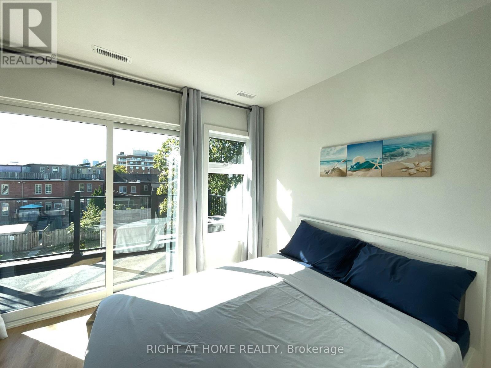 674 Manning Avenue W, Toronto, Ontario  M6G 2W4 - Photo 27 - C12463307