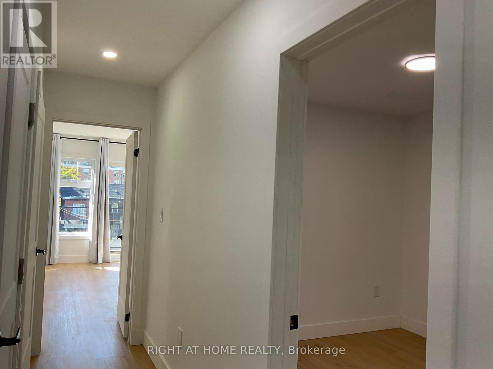 674 Manning Avenue W, Toronto, Ontario  M6G 2W4 - Photo 40 - C12463307