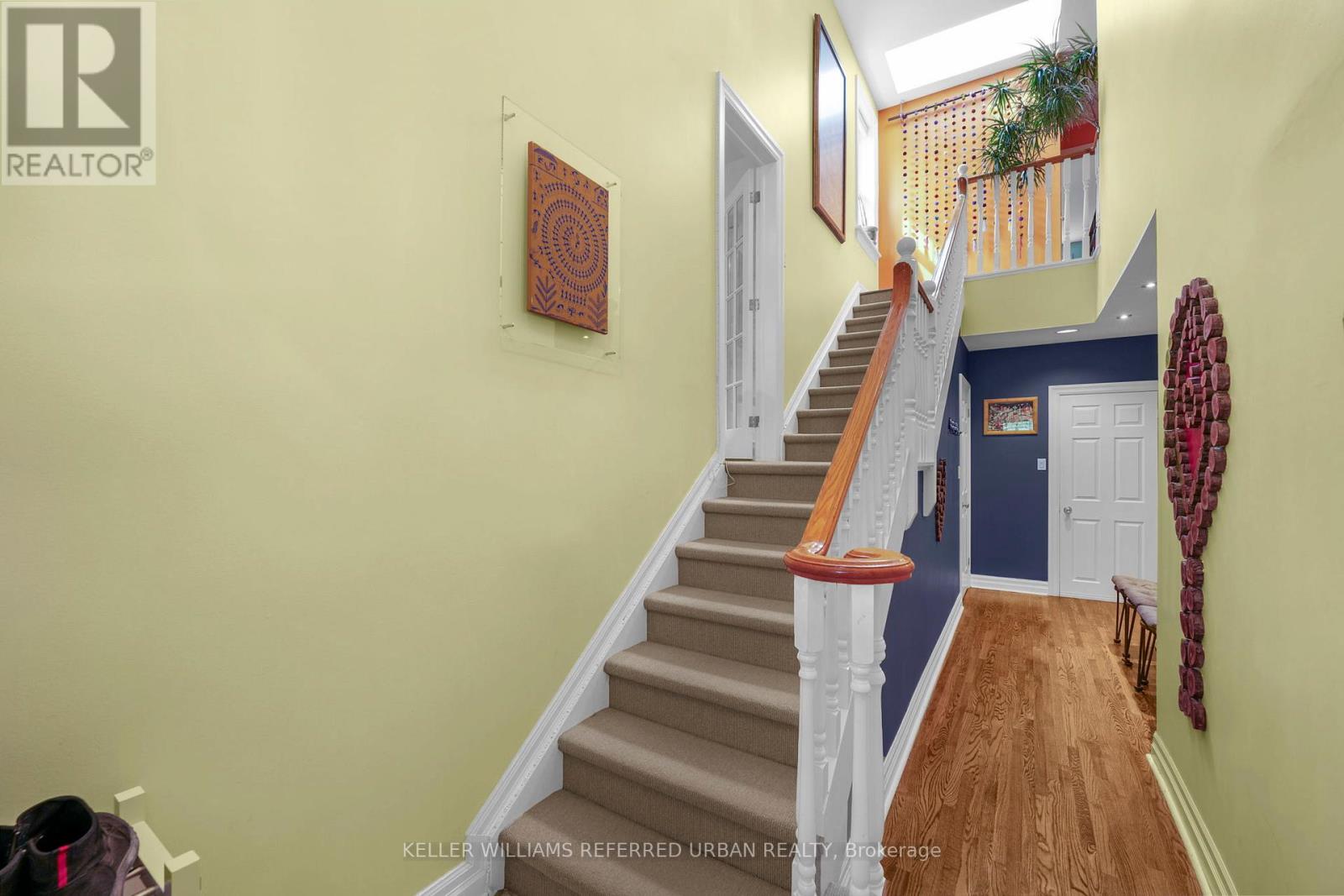 Upper - 240 Cameron Avenue, Toronto, Ontario  M2N 1E7 - Photo 2 - C12463322