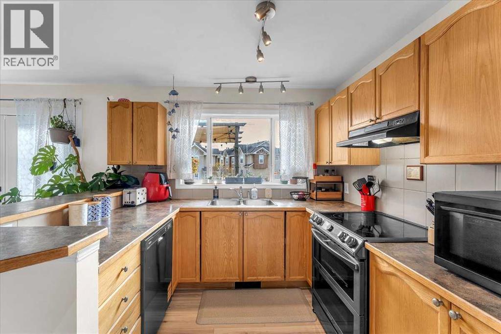 35 Tuscany Ridge Terrace Nw, Calgary, Alberta  T3L 3A5 - Photo 11 - A2263545