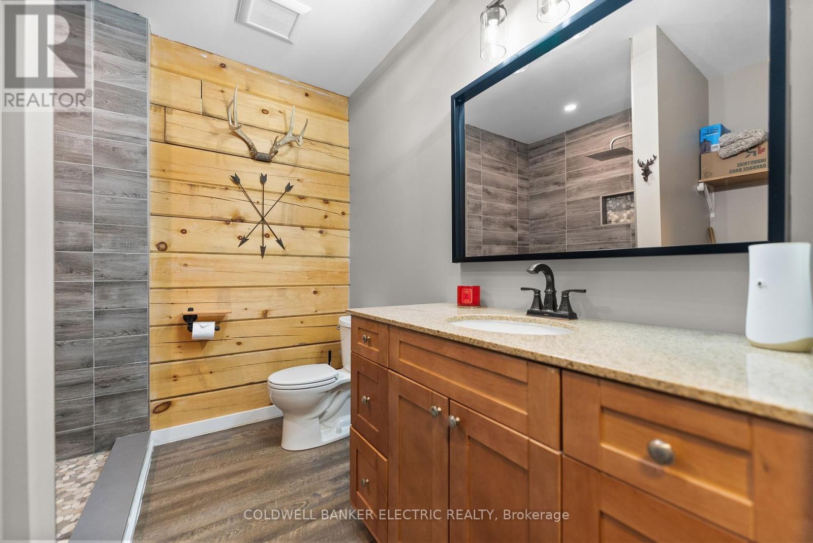 2075 Dyno Road, Highlands East, Ontario  K0L 1C0 - Photo 19 - X12463374