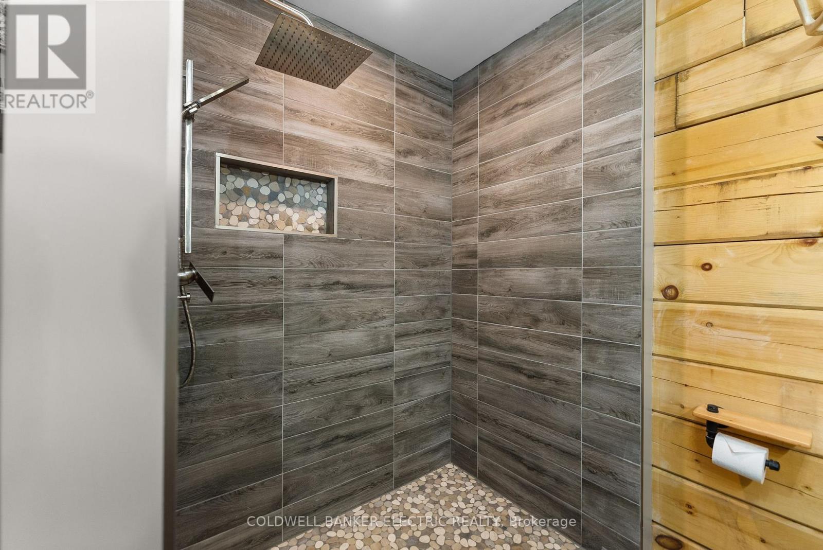 2075 Dyno Road, Highlands East, Ontario  K0L 1C0 - Photo 20 - X12463374