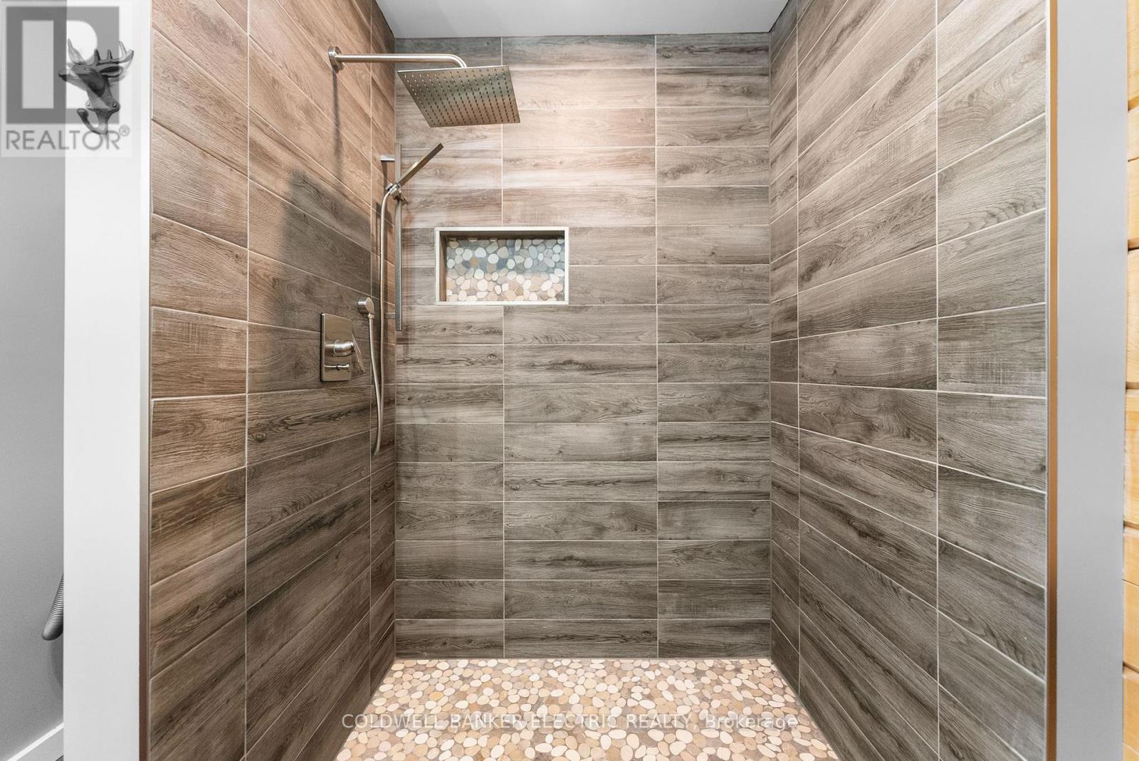 2075 Dyno Road, Highlands East, Ontario  K0L 1C0 - Photo 21 - X12463374