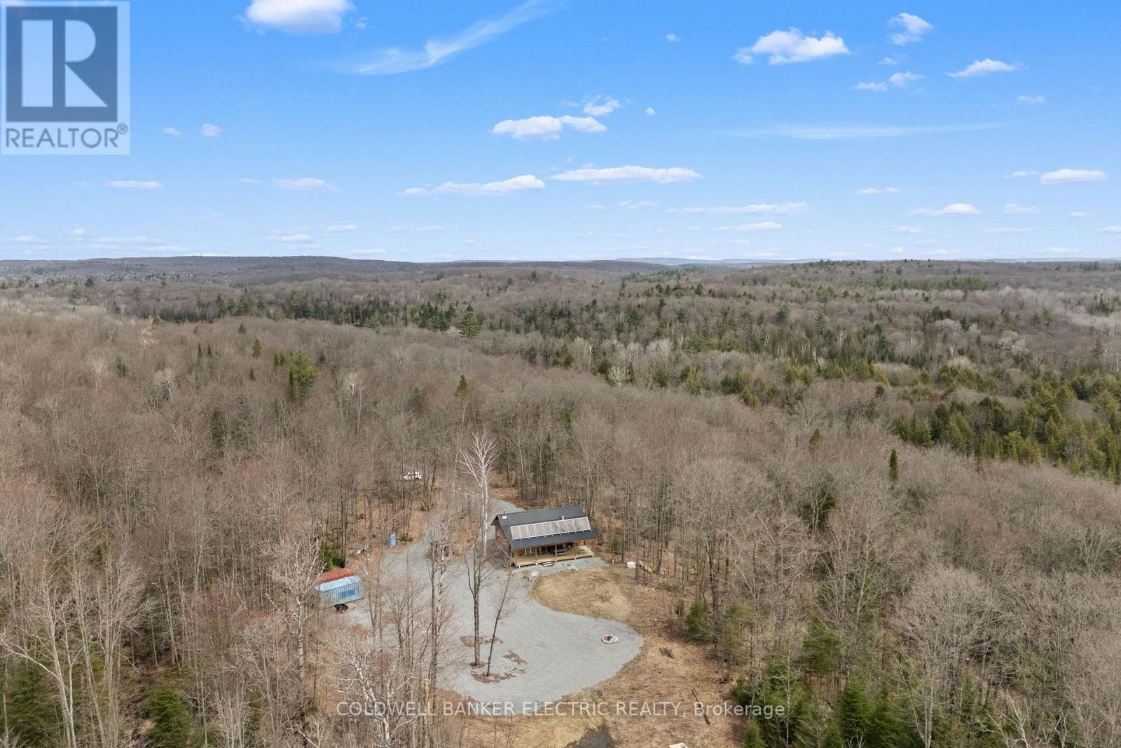 2075 Dyno Road, Highlands East, Ontario  K0L 1C0 - Photo 38 - X12463374