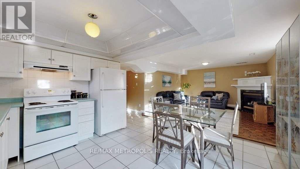 Bsmt - 1800 Holbrook Court, Pickering, Ontario  L1V 7C2 - Photo 4 - E12463189