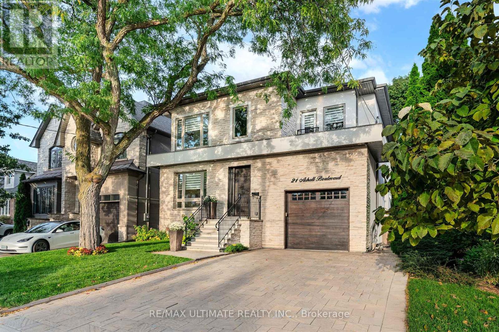 21 Ashall Boulevard, Toronto, Ontario  M4B 3C2 - Photo 2 - E12463193