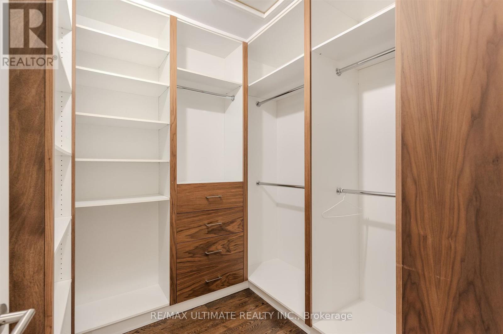21 Ashall Boulevard, Toronto, Ontario  M4B 3C2 - Photo 26 - E12463193