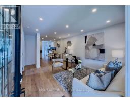 32 BRENTON STREET, Toronto, Ontario