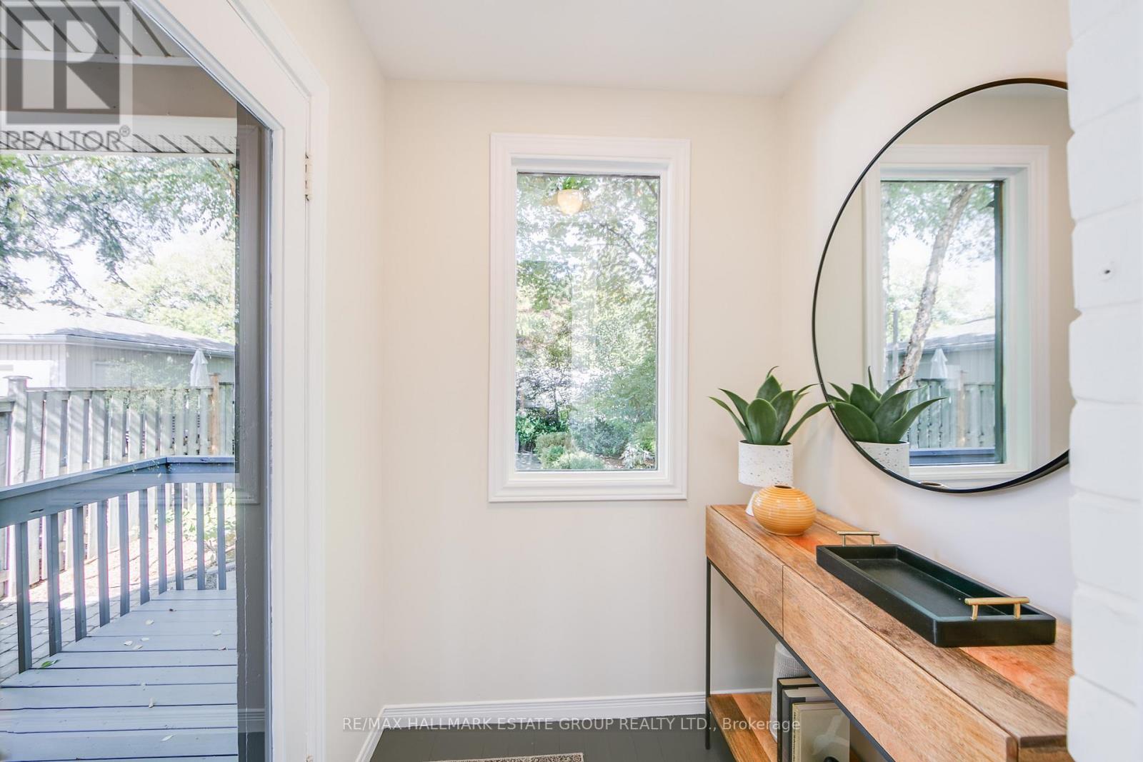 58 Chester Hill Road, Toronto, Ontario  M4K 1X3 - Photo 21 - E12463254