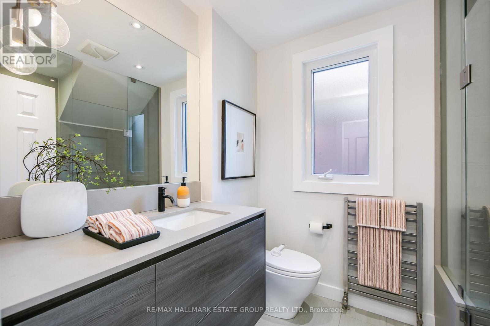 58 Chester Hill Road, Toronto, Ontario  M4K 1X3 - Photo 31 - E12463254